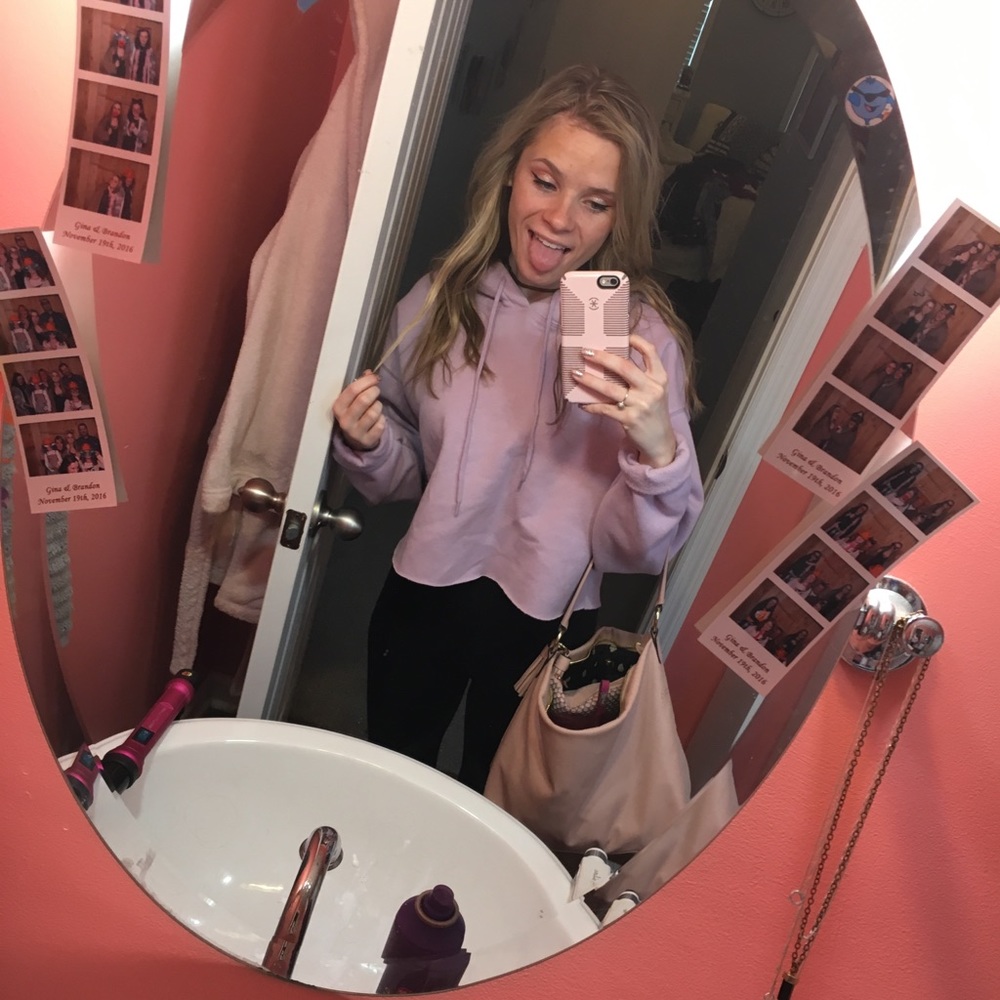 Meet your Posher, Abbie
